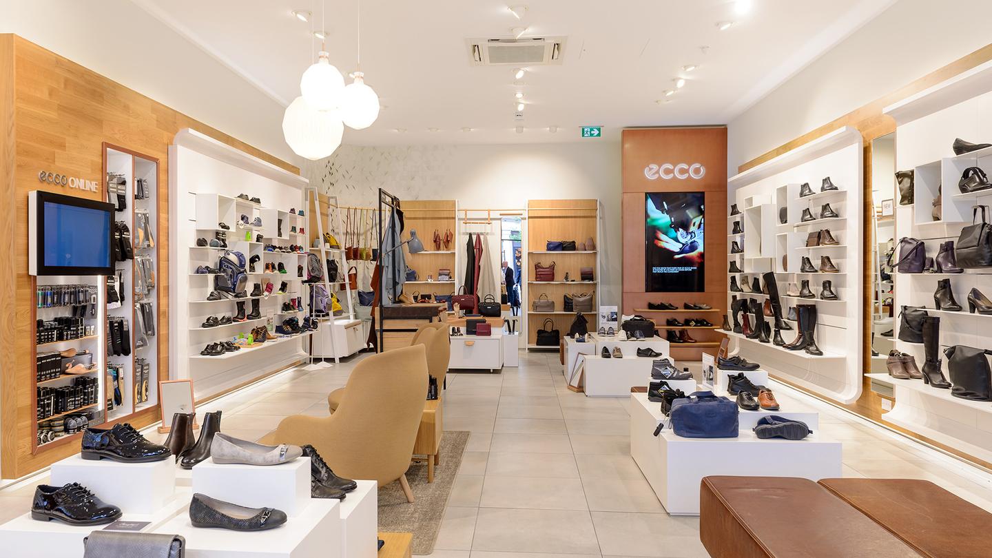 Фото из магазина ECCO